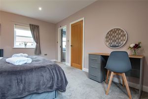 Photo 19- click for photo gallery